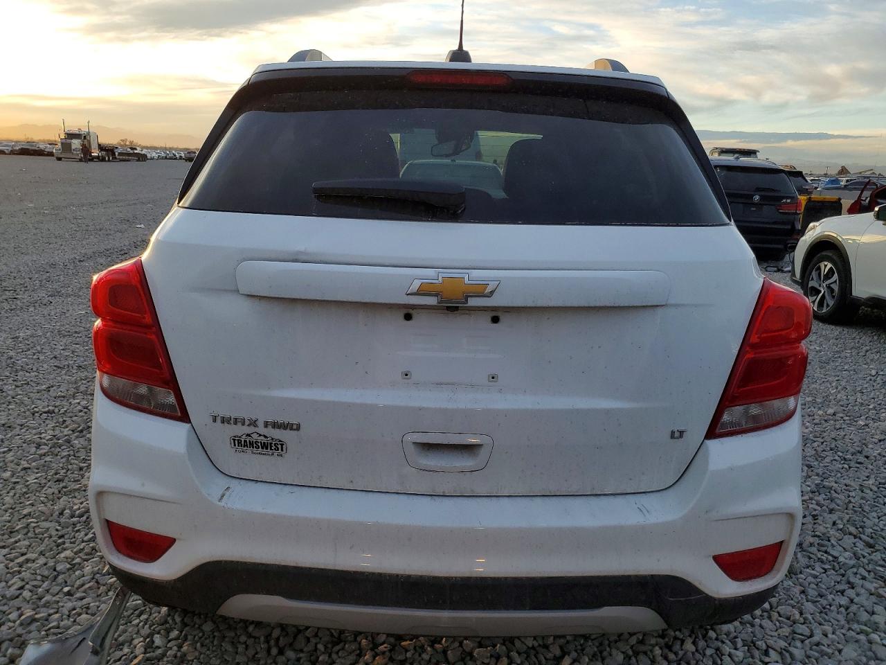2020 CHEVROLET TRAX 1LT photo 6