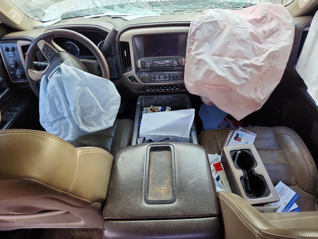 2015 GMC SIERRA K2500 DENALI photo 8