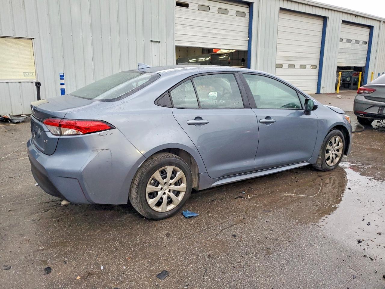 2025 TOYOTA COROLLA LE photo 5