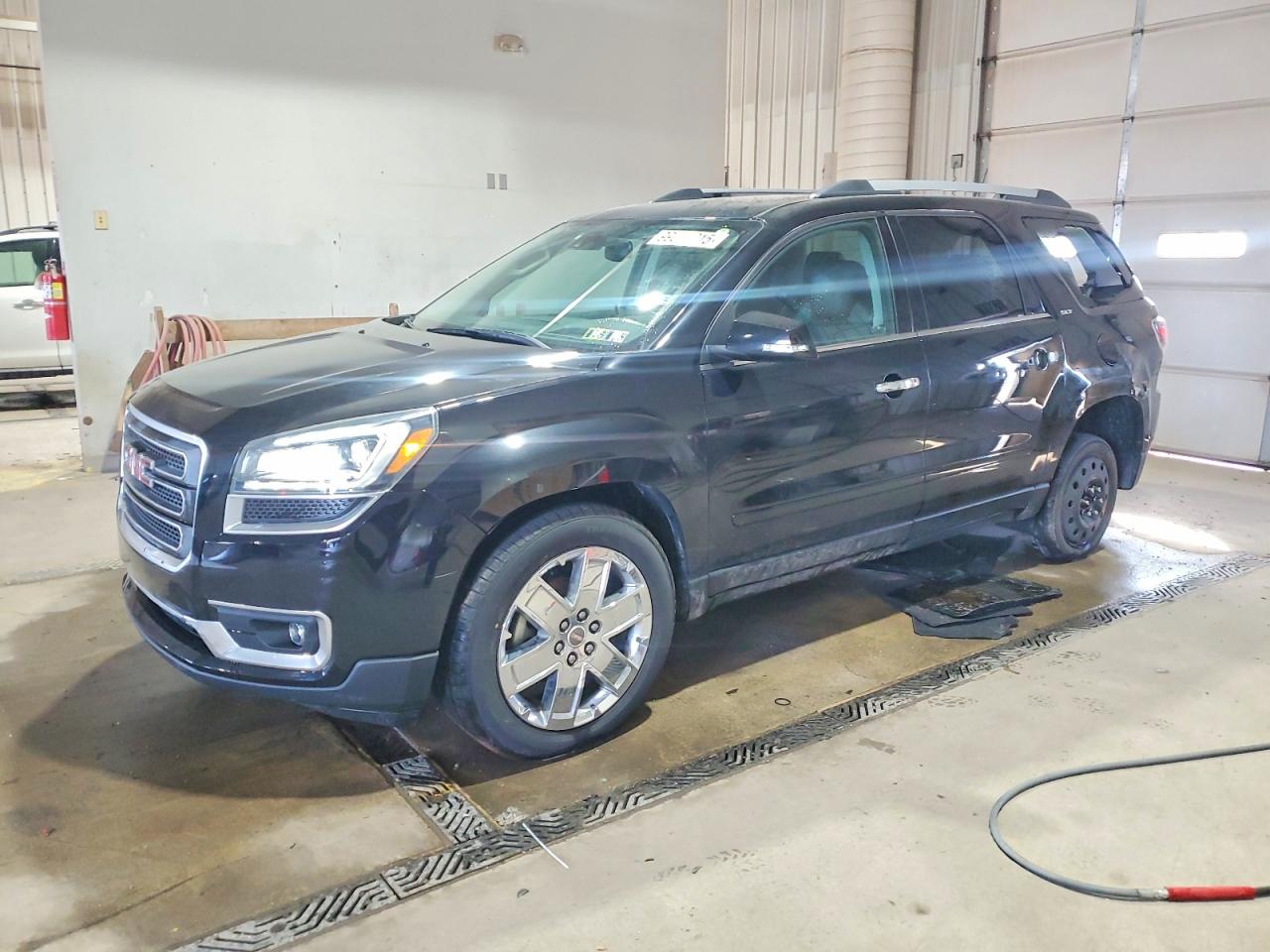 2017 GMC ACADIA LIMITED