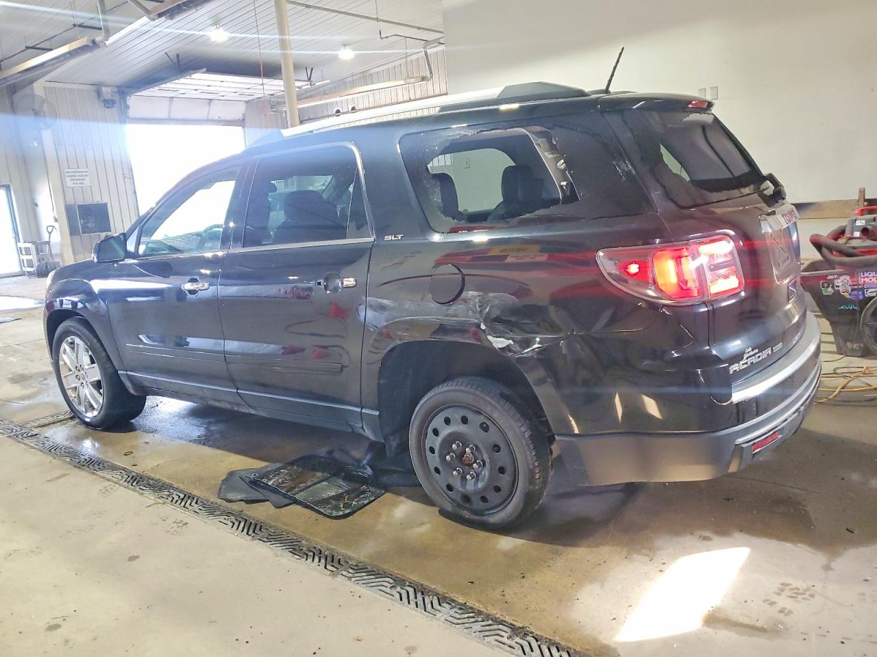 2017 GMC ACADIA LIMITED SLT-2 photo 2