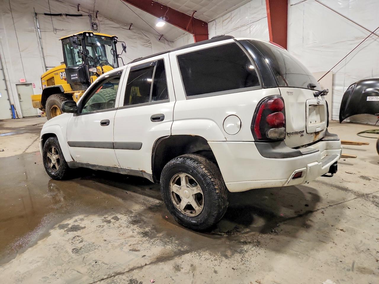 2005 CHEVROLET TRAILBLAZER LS photo 2