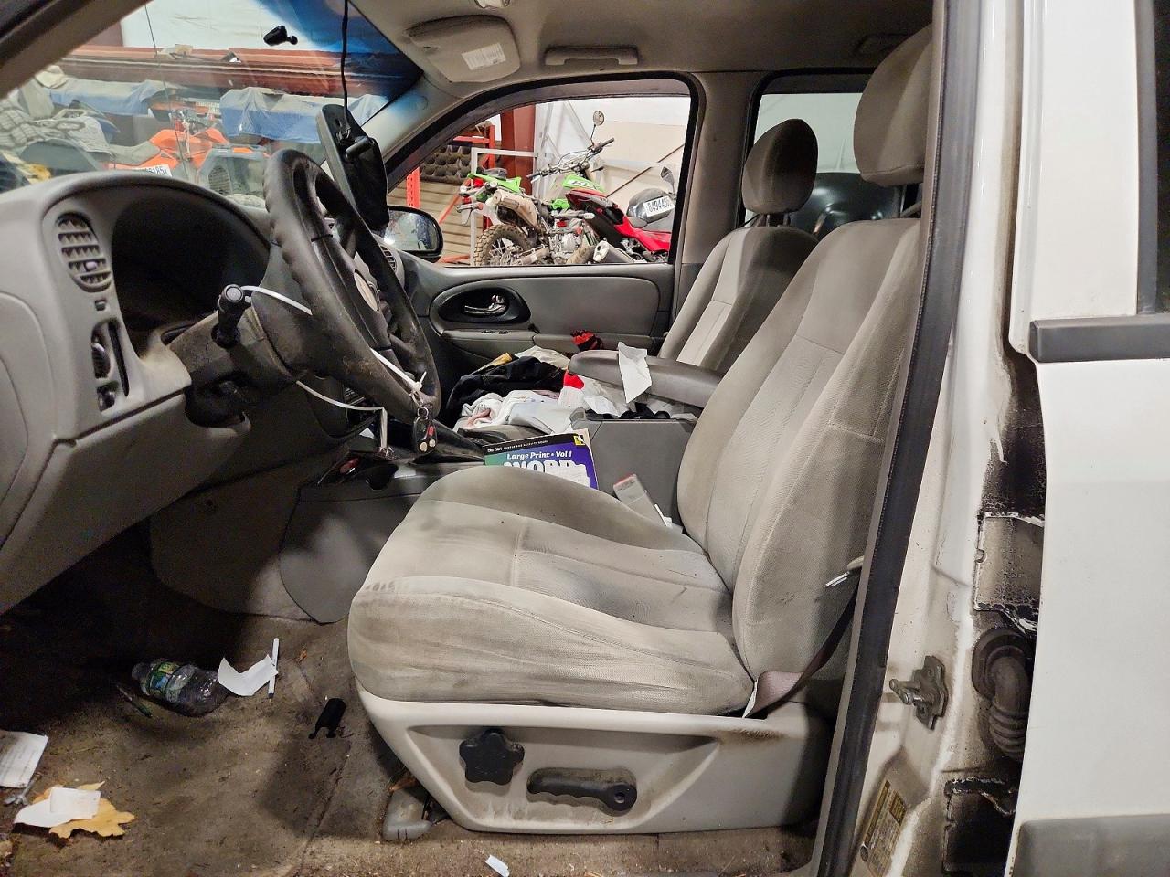 2005 CHEVROLET TRAILBLAZER LS photo 7