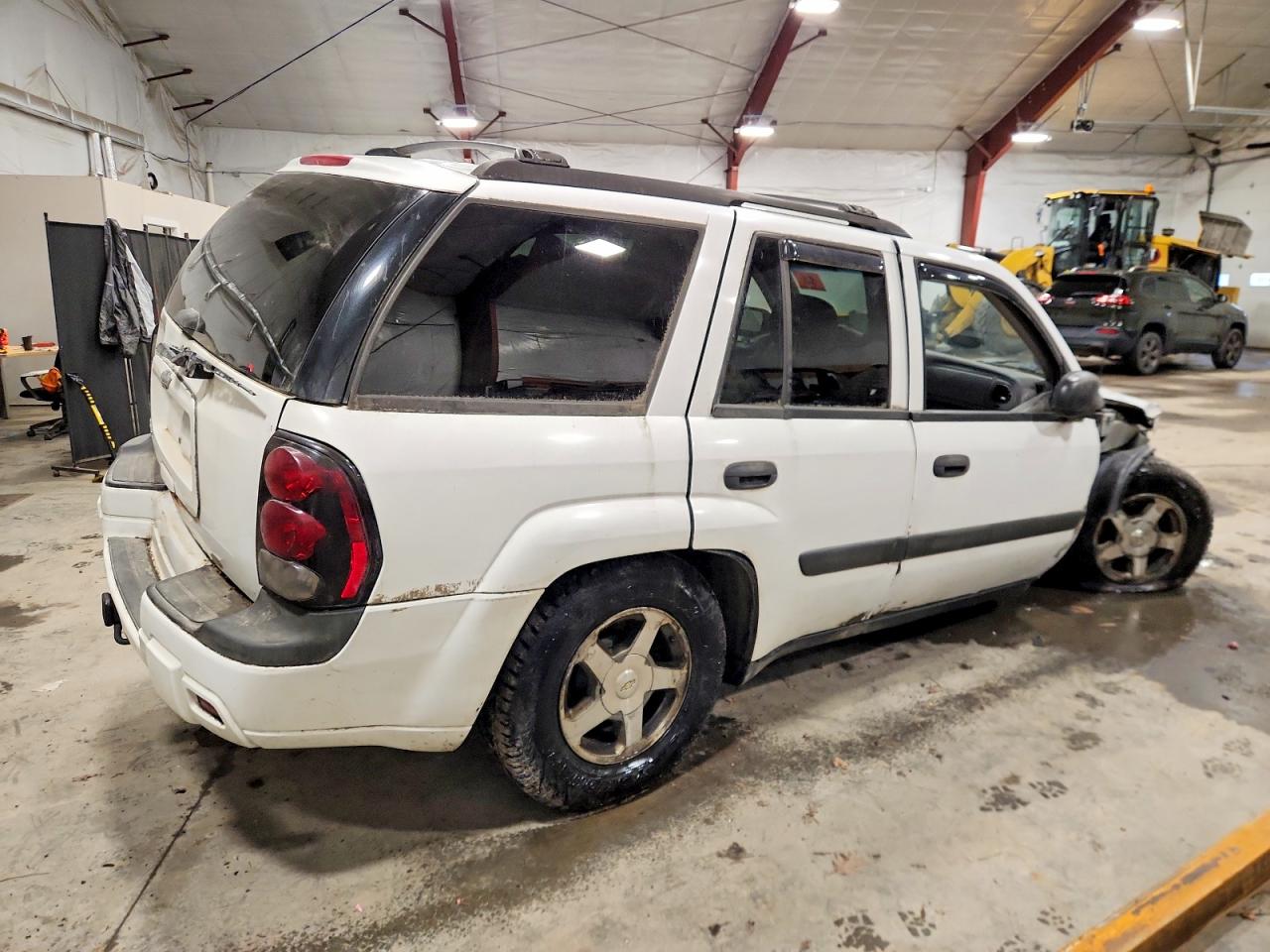 2005 CHEVROLET TRAILBLAZER LS photo 3