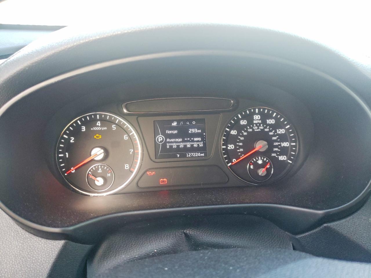 2016 KIA SORENTO LX photo 9