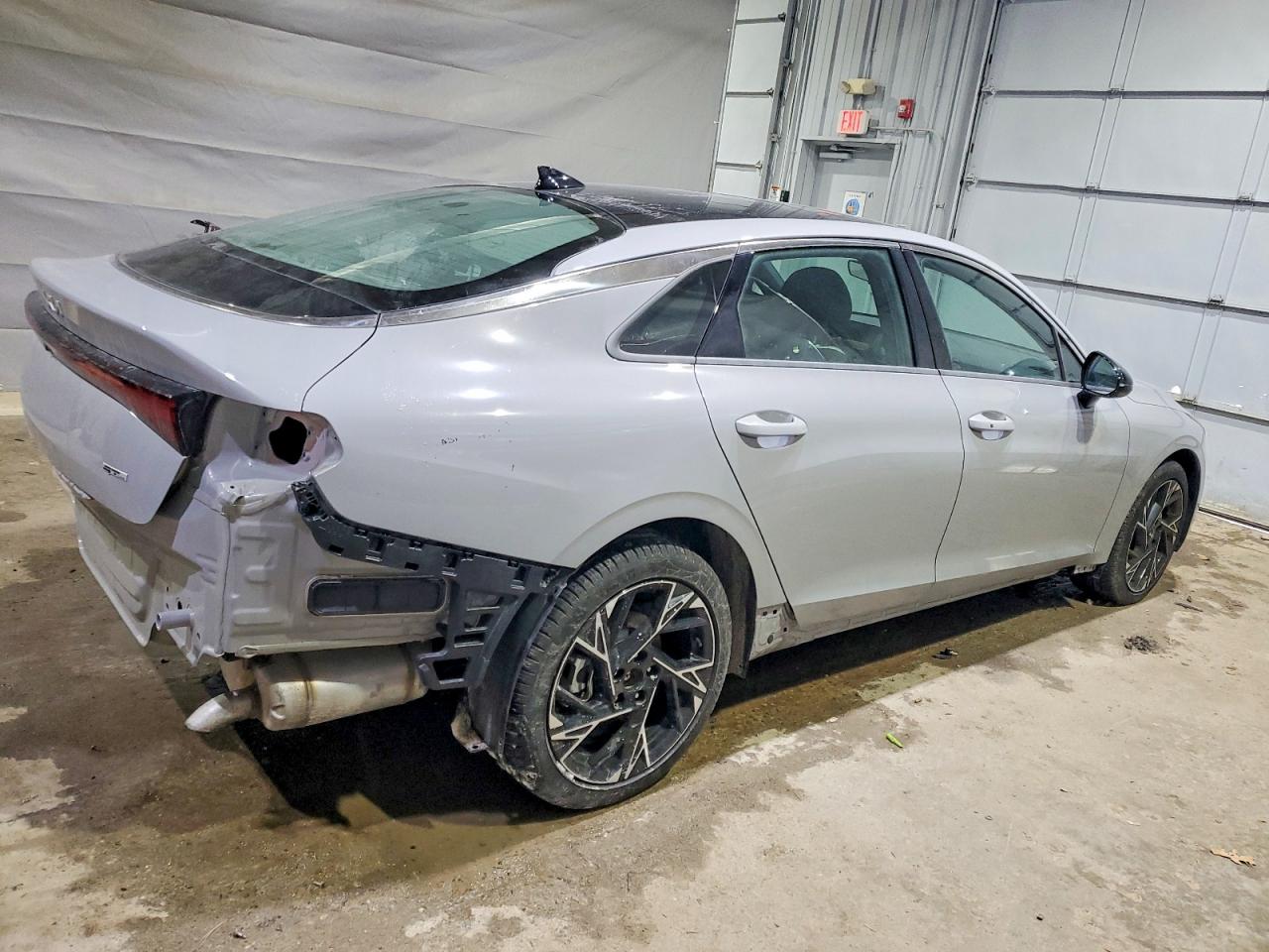 2025 KIA K5 GT LINE photo 3