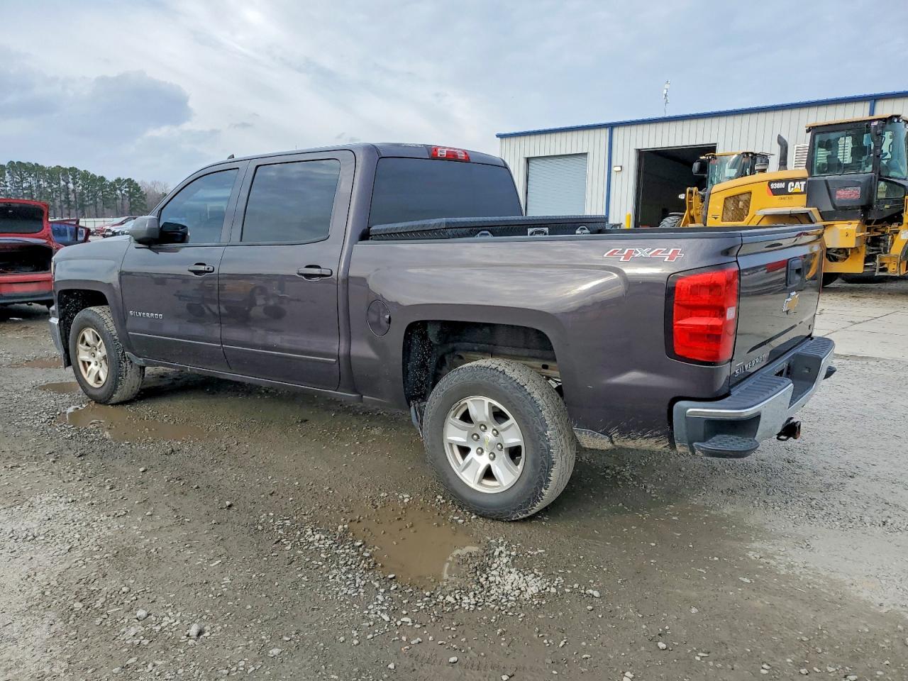 2015 CHEVROLET SILVERADO K1500 LT photo 2