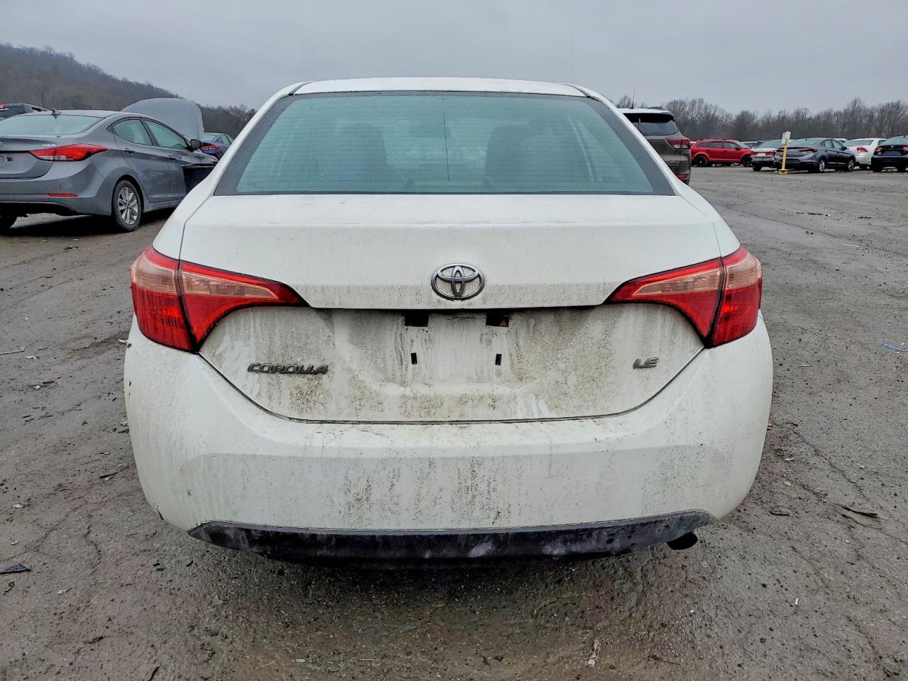 2017 TOYOTA COROLLA L photo 16