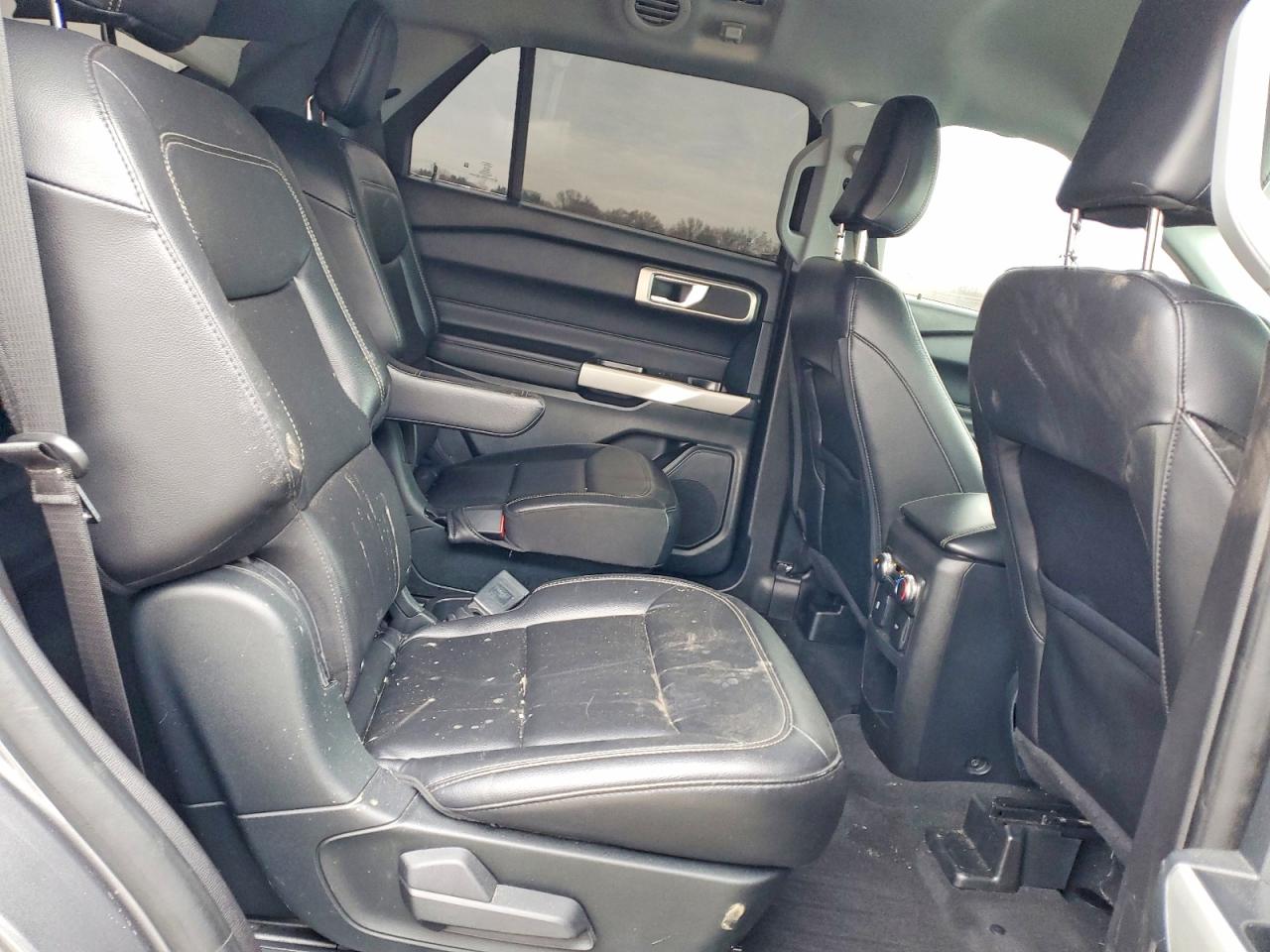 2021 FORD EXPLORER XLT photo 21