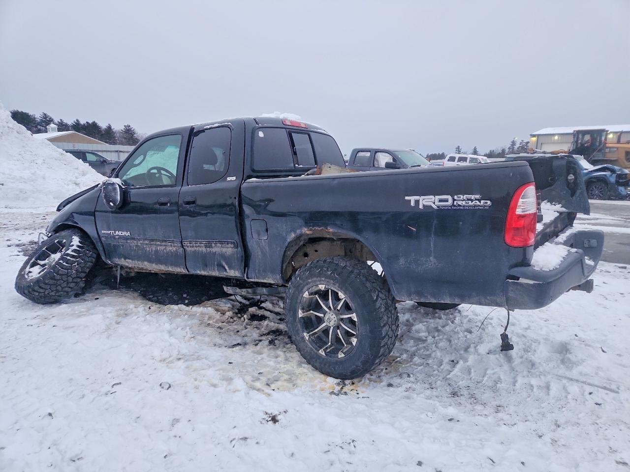 2005 TOYOTA TUNDRA SR5 photo 2
