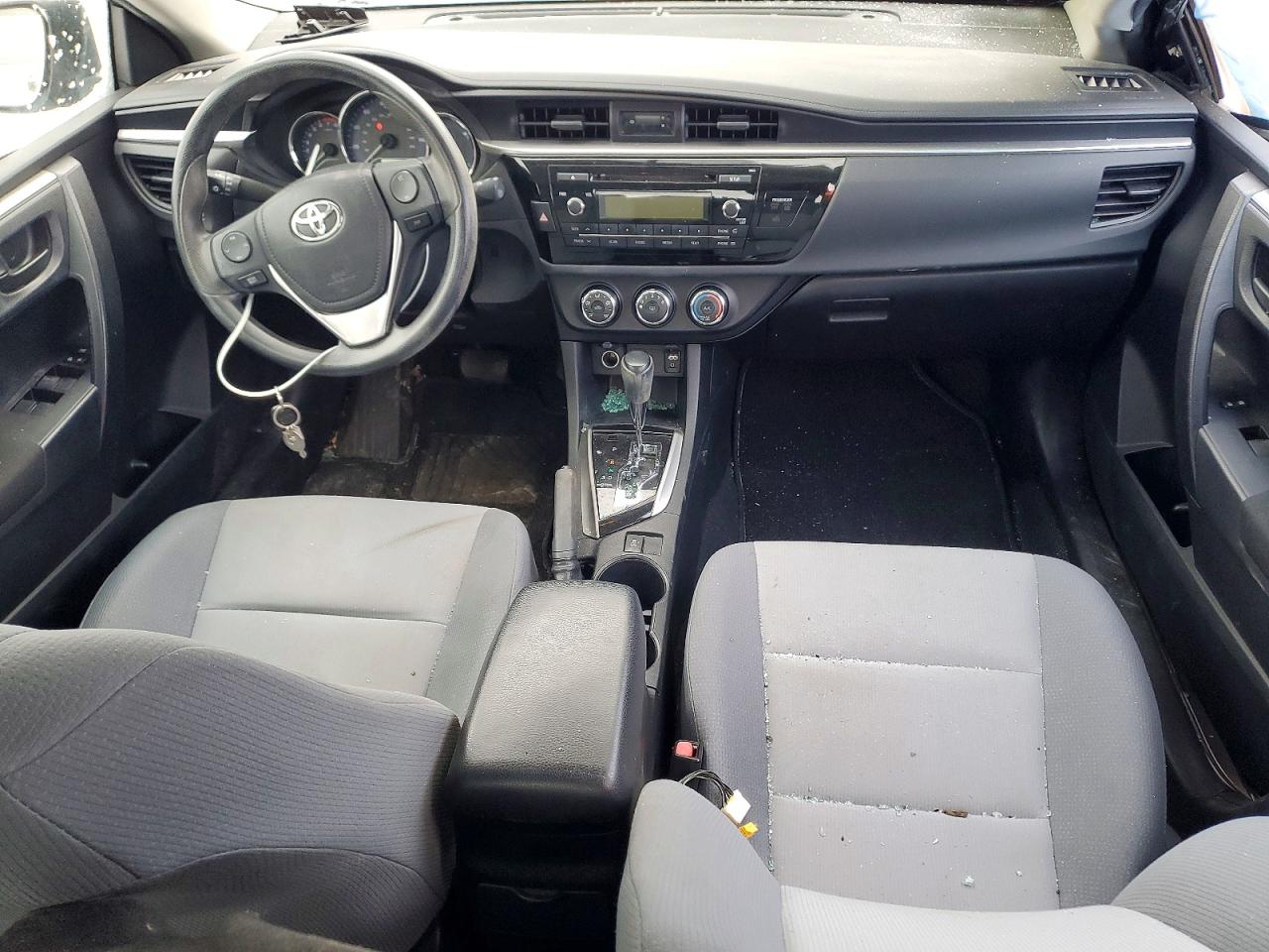 2014 TOYOTA COROLLA L photo 8