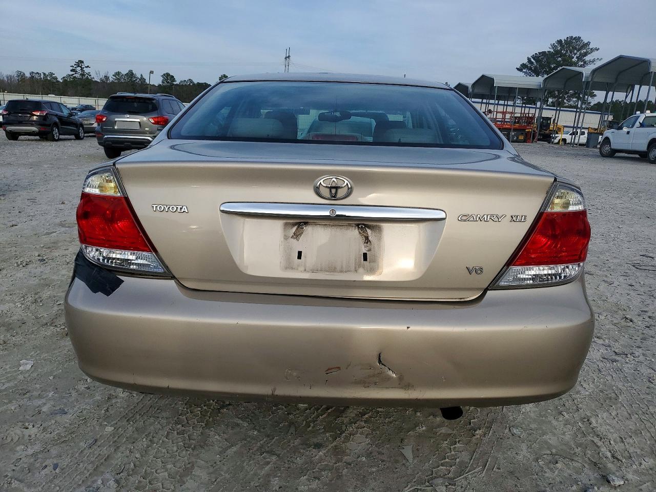 2005 TOYOTA CAMRY LE photo 6