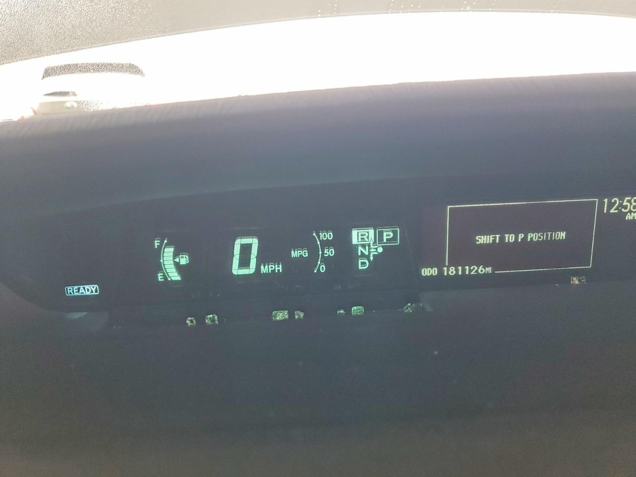 2015 TOYOTA PRIUS photo 9