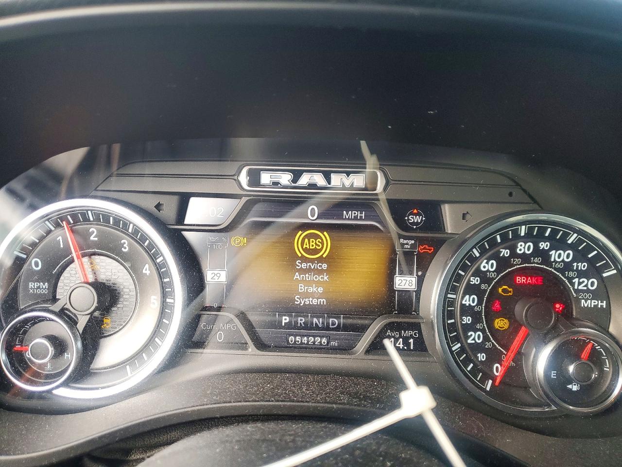 2019 RAM 1500 BIG HORN/LONE STAR photo 9