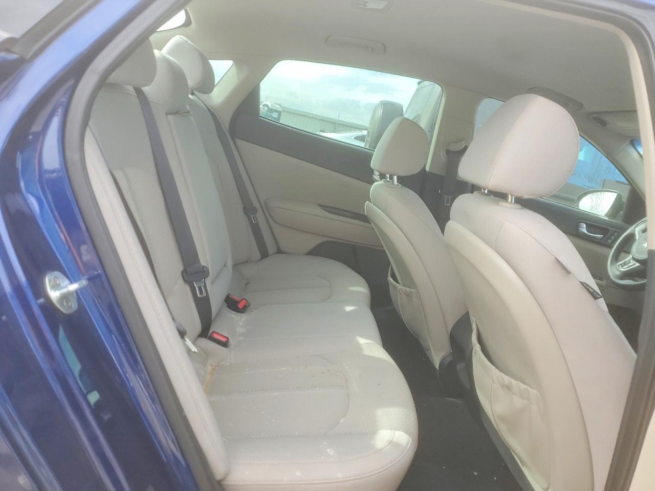 2016 KIA OPTIMA LX photo 10