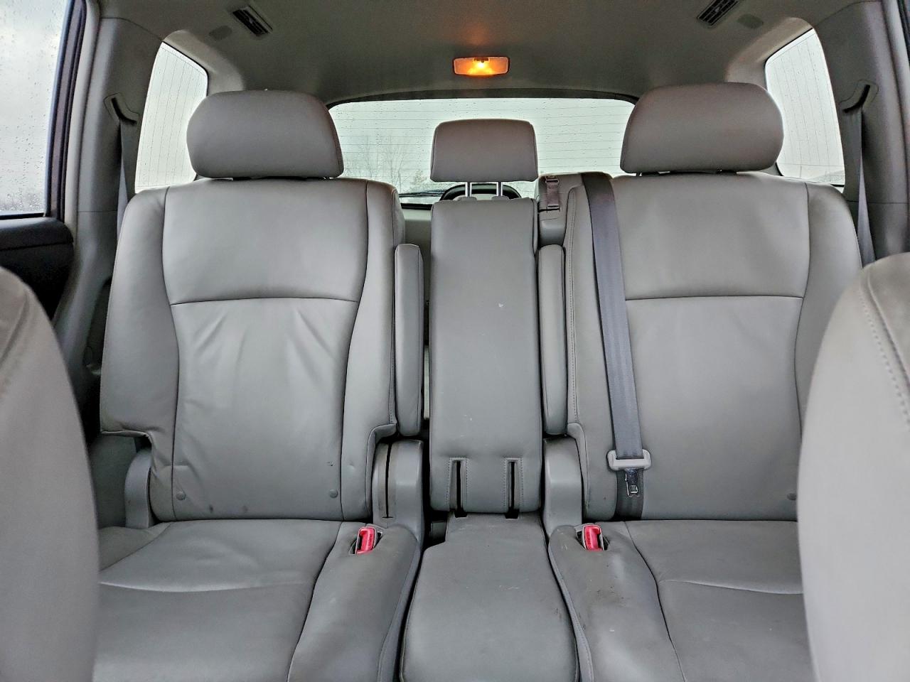 2009 TOYOTA HIGHLANDER LIMITED photo 10