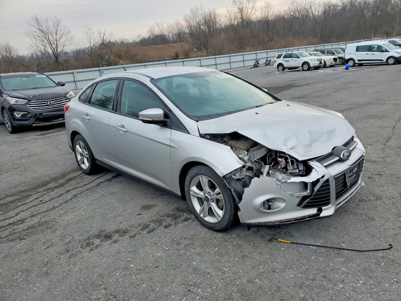 2014 FORD FOCUS SE photo 4