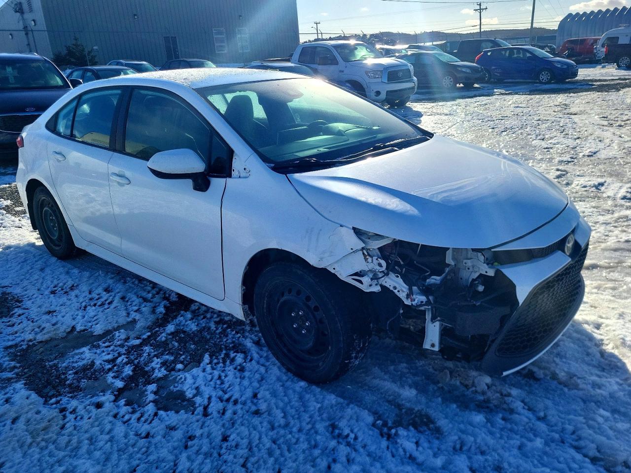 2021 TOYOTA COROLLA LE photo 4