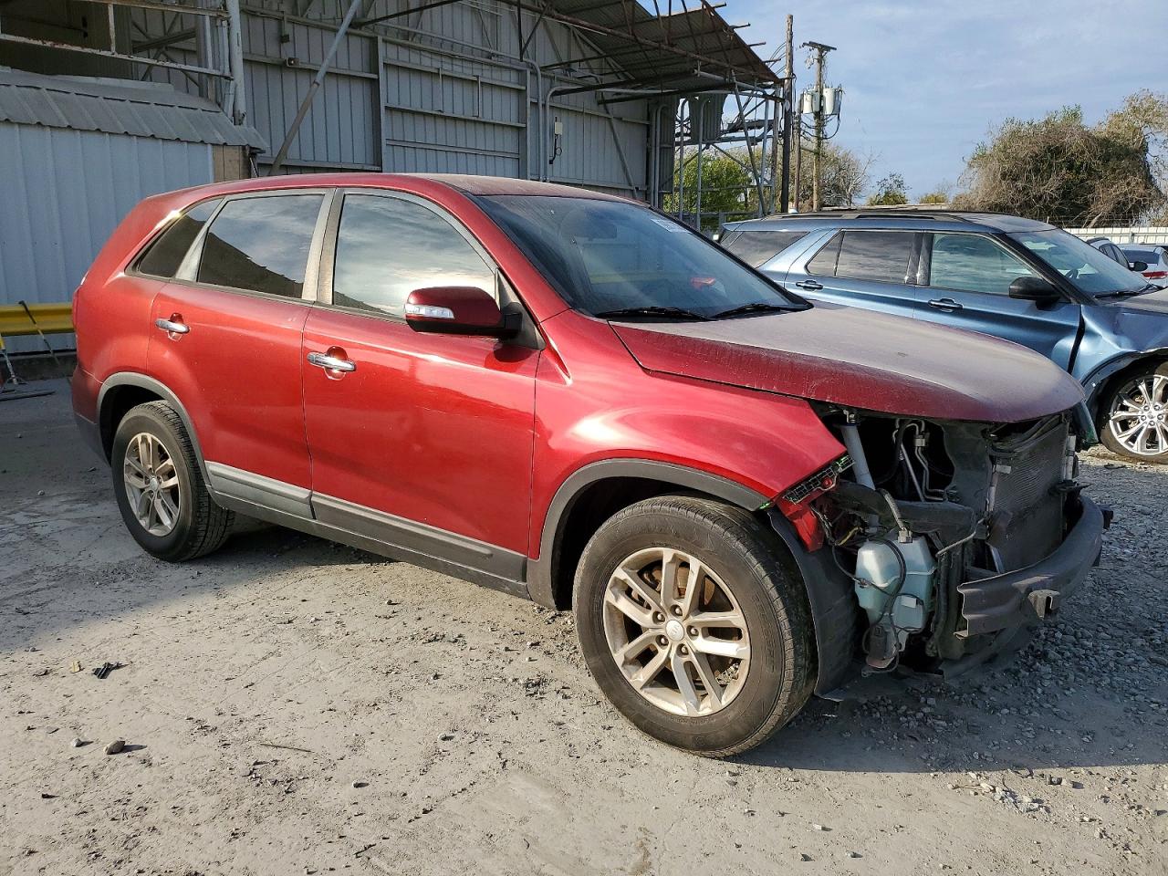 2015 KIA SORENTO LX photo 4