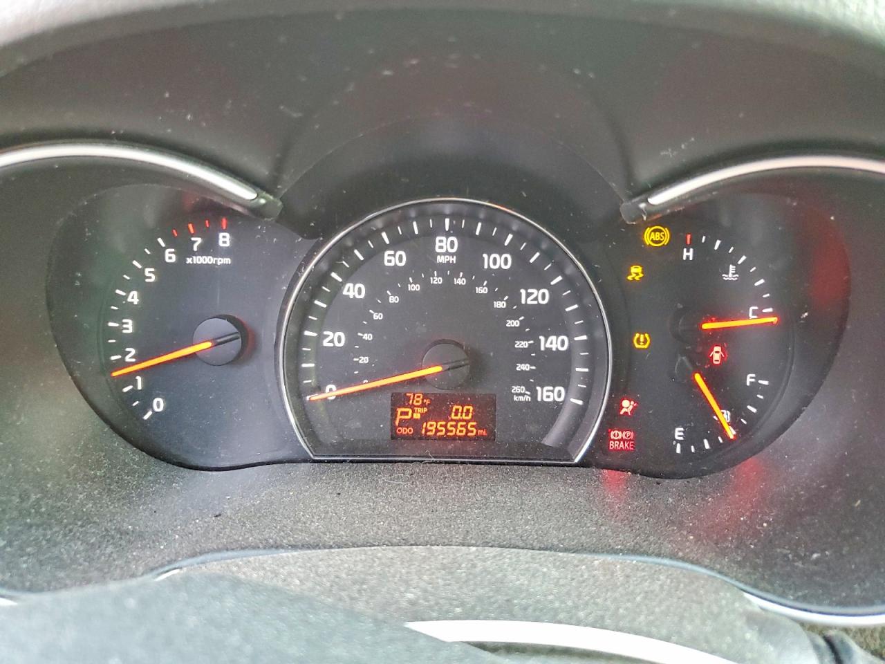 2015 KIA SORENTO LX photo 9