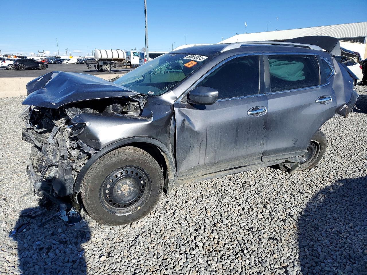 2017 NISSAN ROGUE