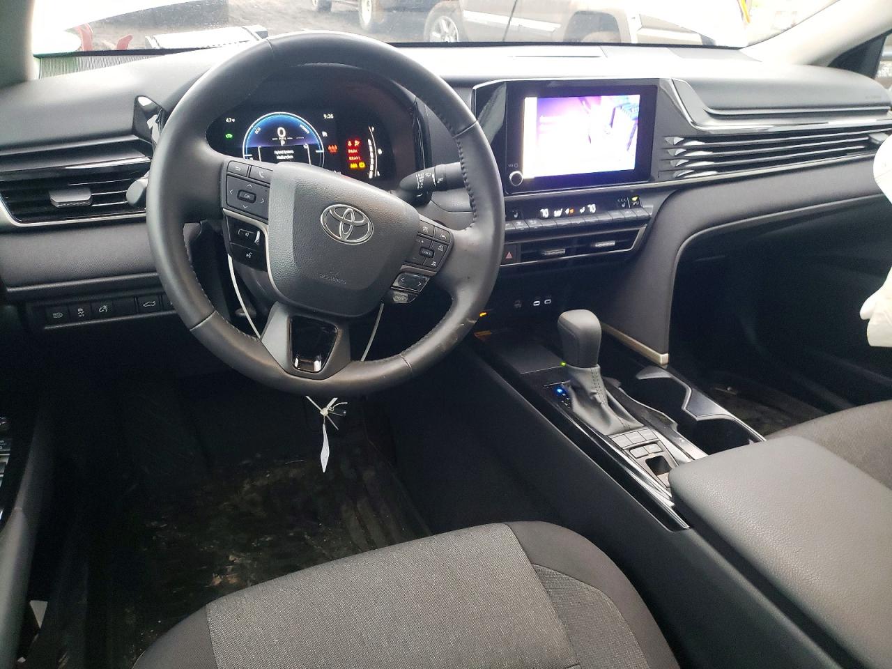 2025 TOYOTA CAMRY XSE photo 22