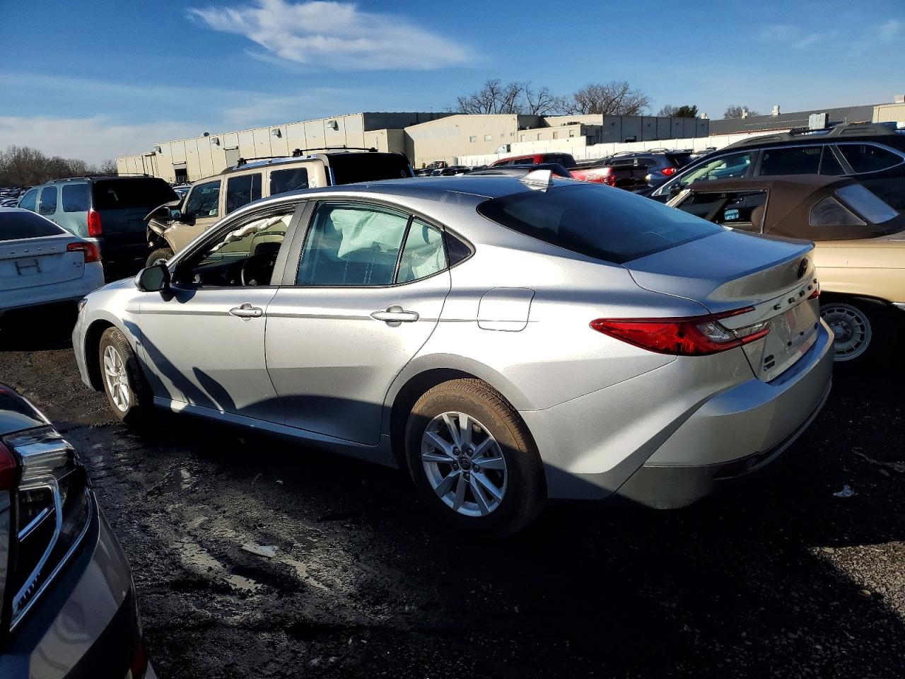 2025 TOYOTA CAMRY XSE photo 4