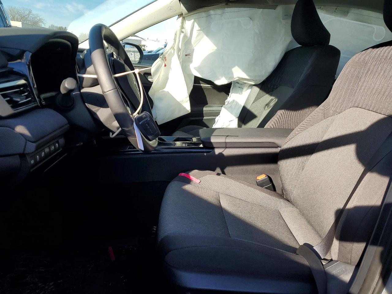 2025 TOYOTA CAMRY XSE photo 19