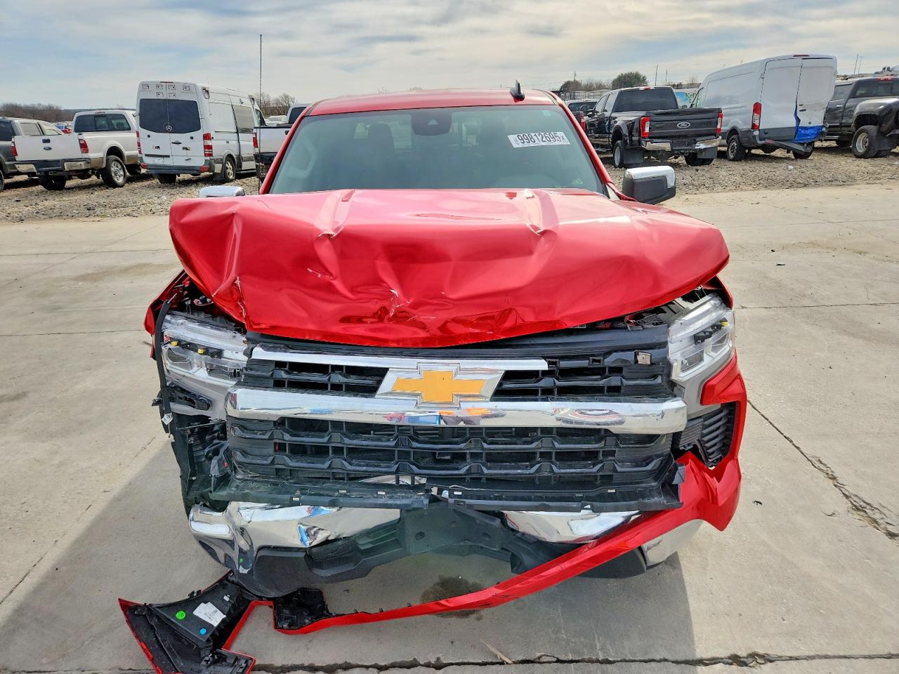 2025 CHEVROLET SILVERADO C1500 LT photo 5