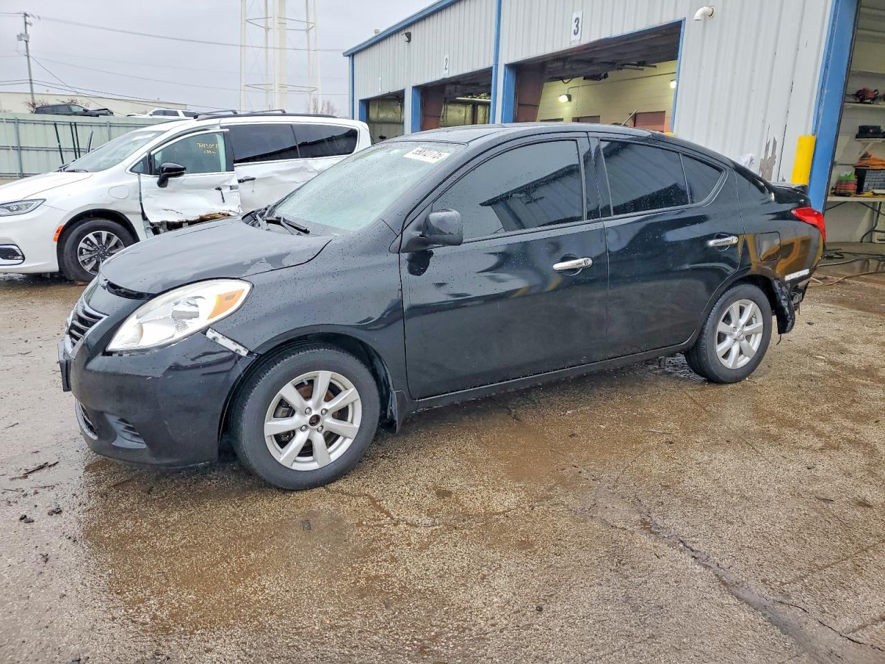 2014 NISSAN VERSA