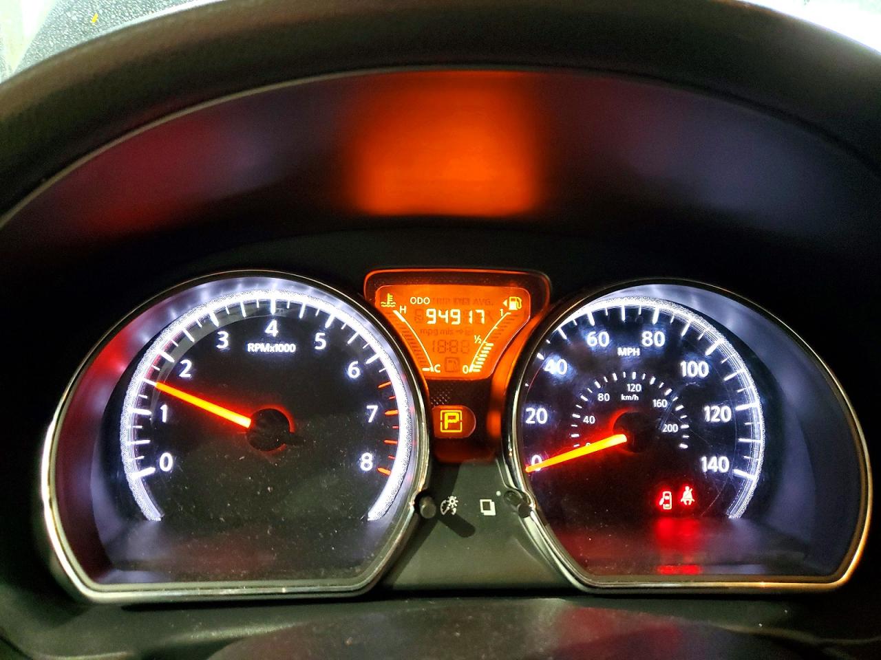 2014 NISSAN VERSA S photo 17