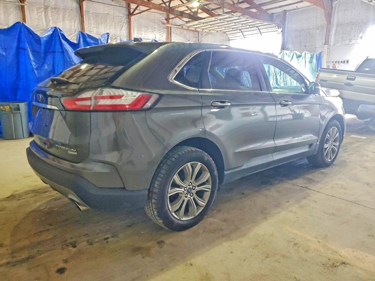 2019 FORD EDGE TITANIUM photo 3
