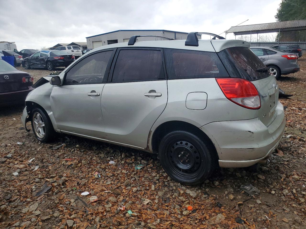 2003 TOYOTA COROLLA MATRIX XR photo 2