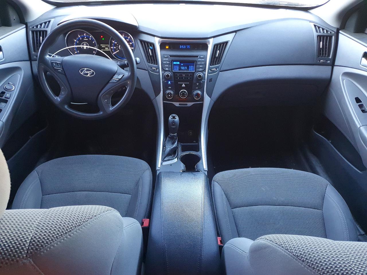 2014 HYUNDAI SONATA GLS photo 8