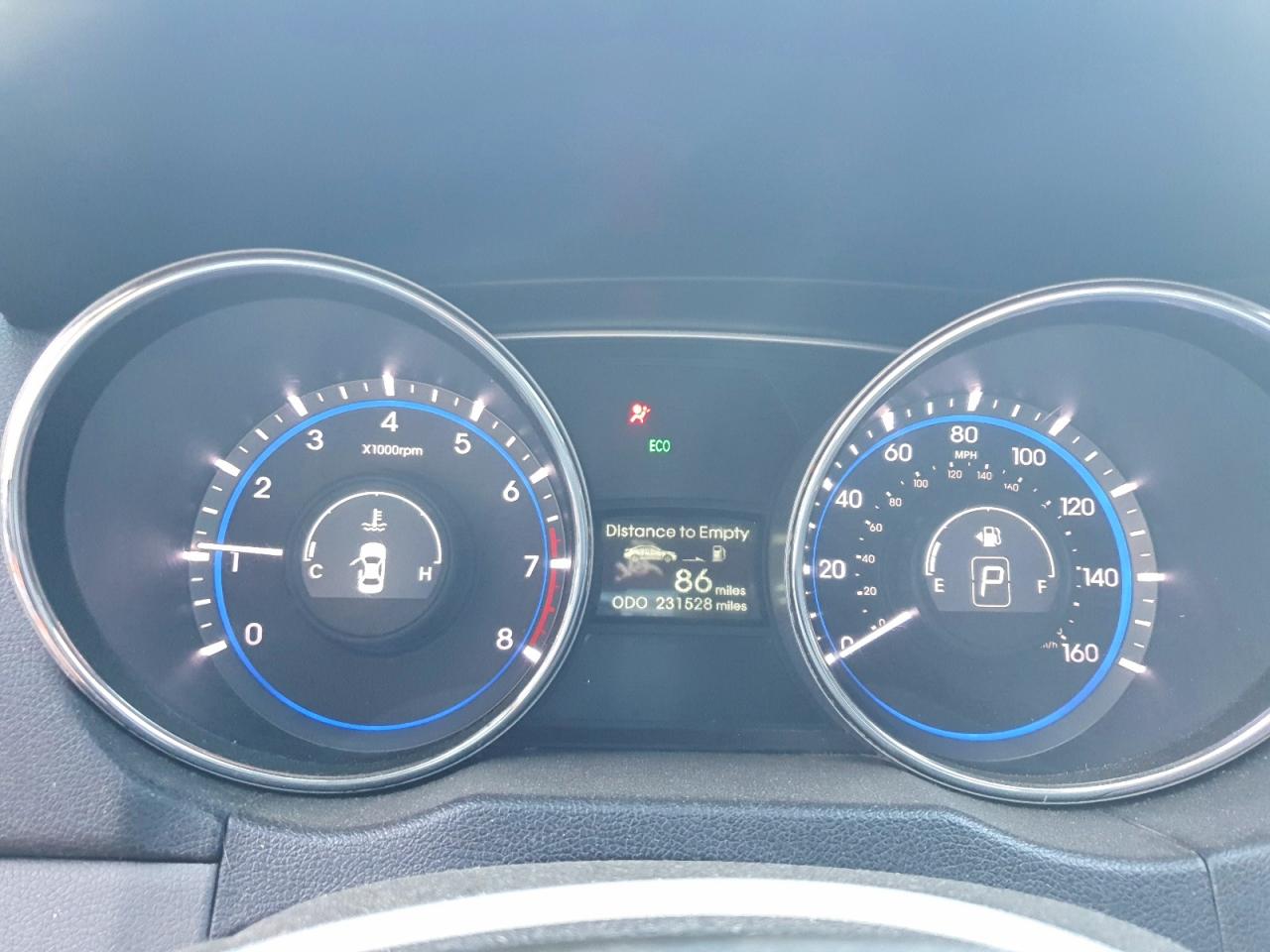 2014 HYUNDAI SONATA GLS photo 9