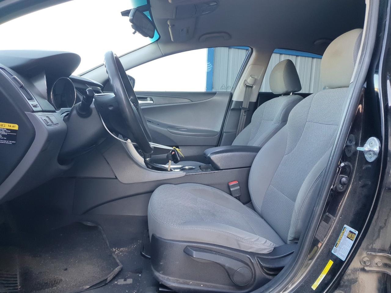 2014 HYUNDAI SONATA GLS photo 7