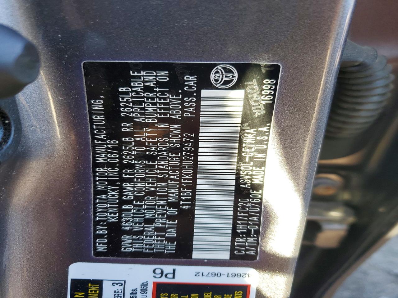 2017 TOYOTA CAMRY LE photo 12