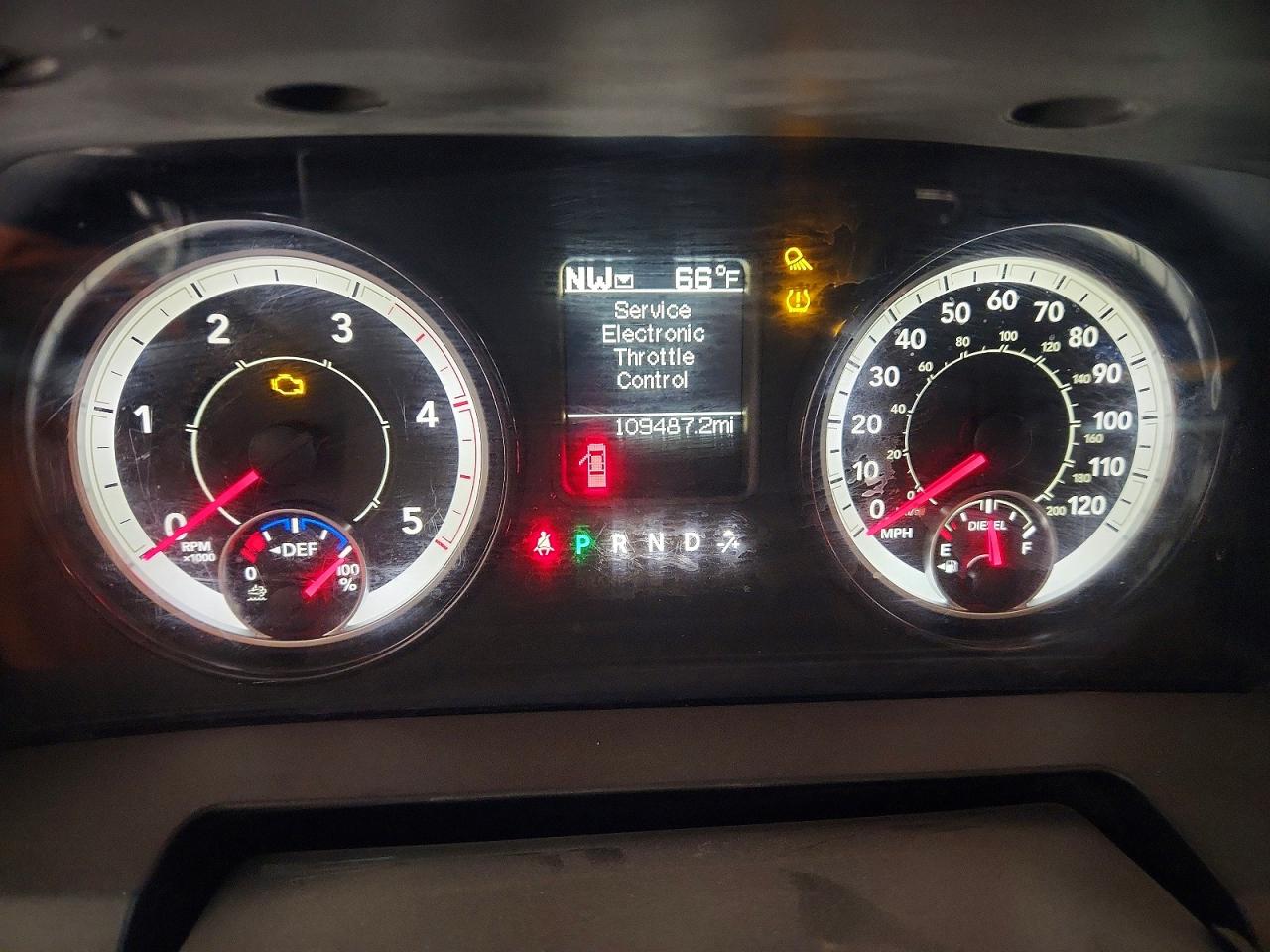 2018 RAM 2500 ST photo 9