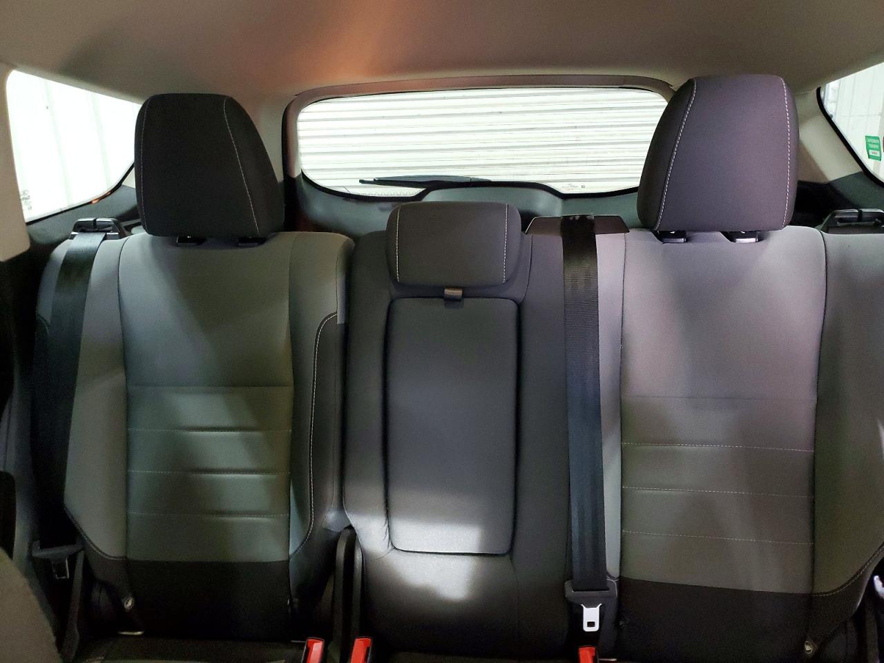 2016 FORD ESCAPE SE photo 10