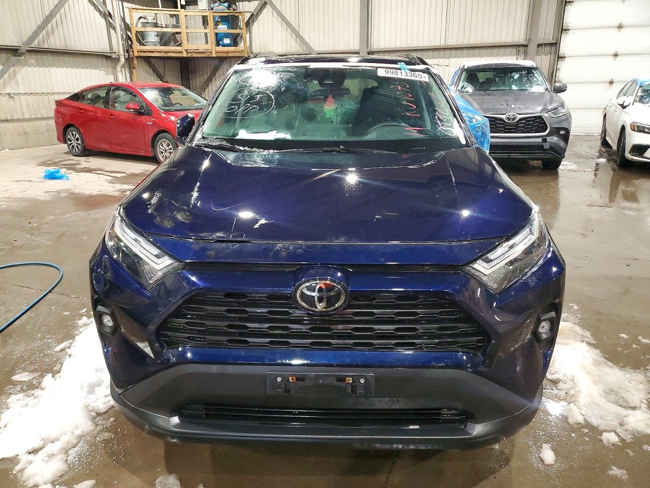 2024 TOYOTA RAV4 XLE photo 5