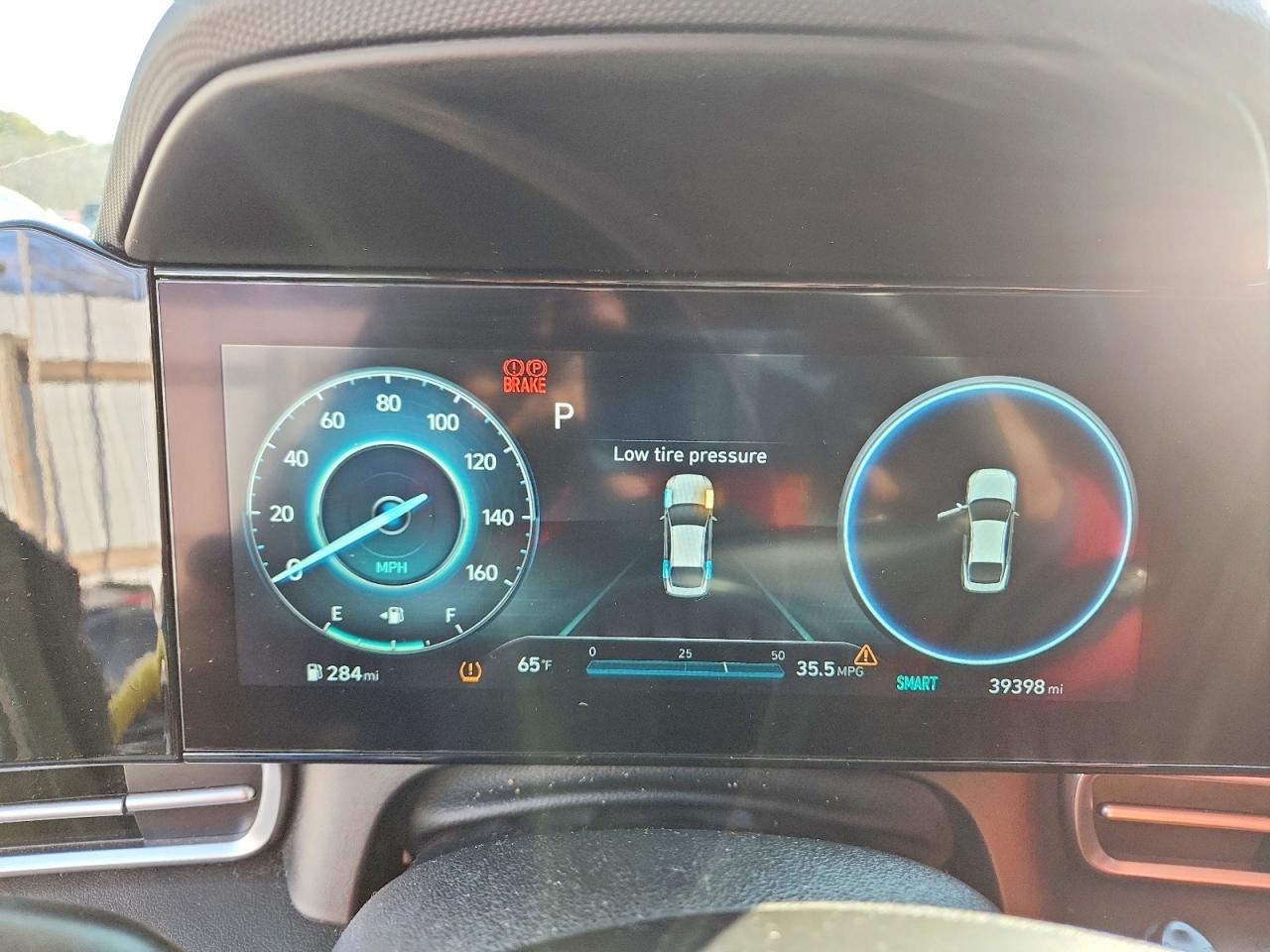 2023 HYUNDAI ELANTRA SEL photo 9