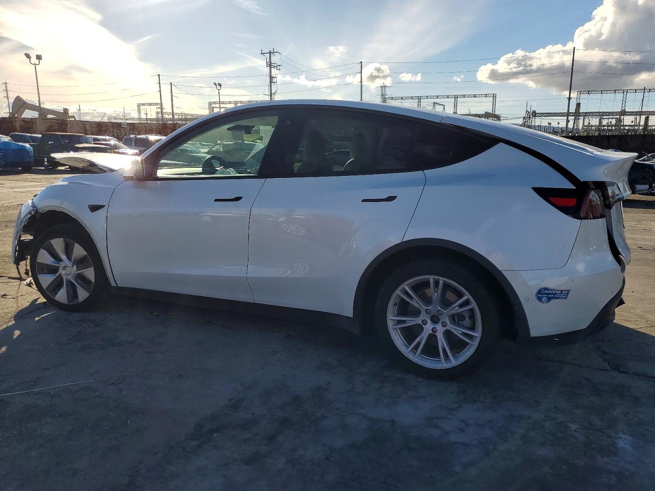 2021 TESLA MODEL Y photo 2