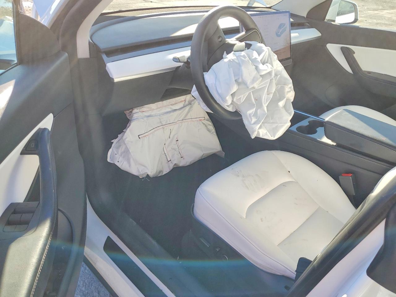 2021 TESLA MODEL Y photo 8