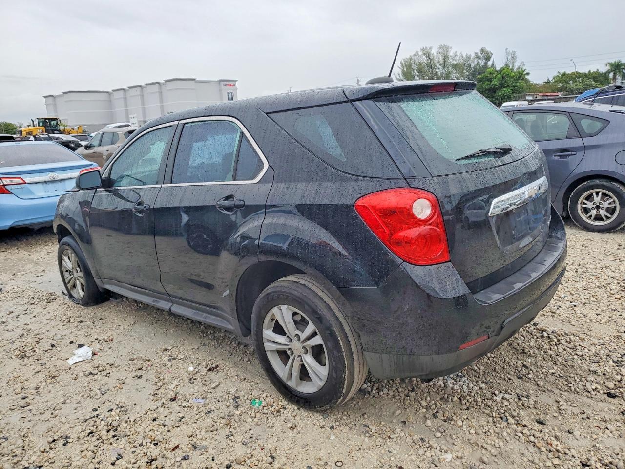 2015 CHEVROLET EQUINOX LS photo 2