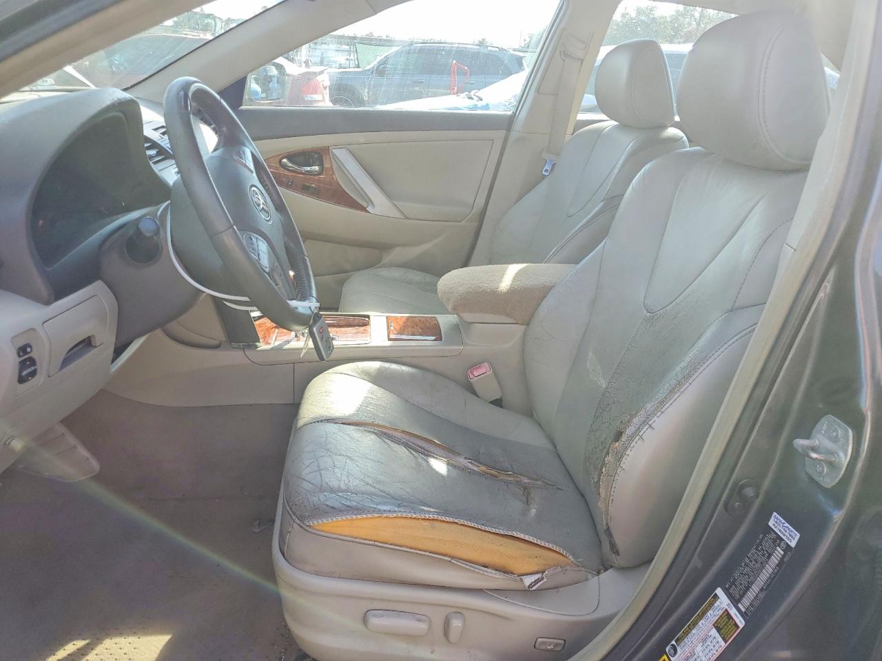 2009 TOYOTA CAMRY SE photo 7