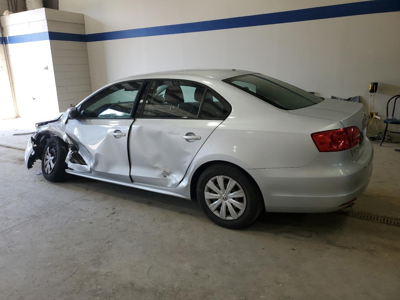 2014 VOLKSWAGEN JETTA BASE photo 2