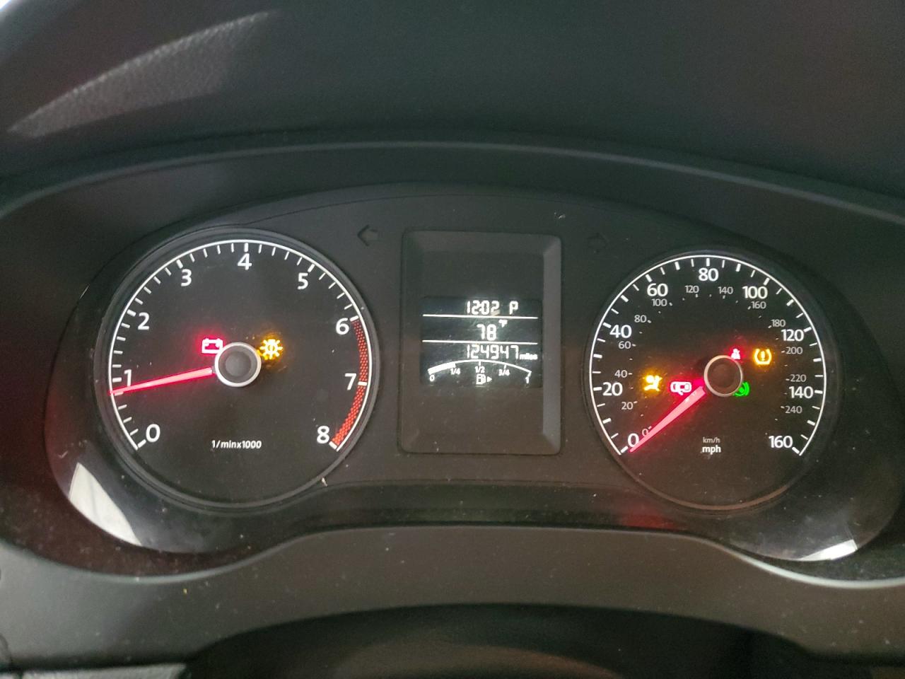 2014 VOLKSWAGEN JETTA BASE photo 9