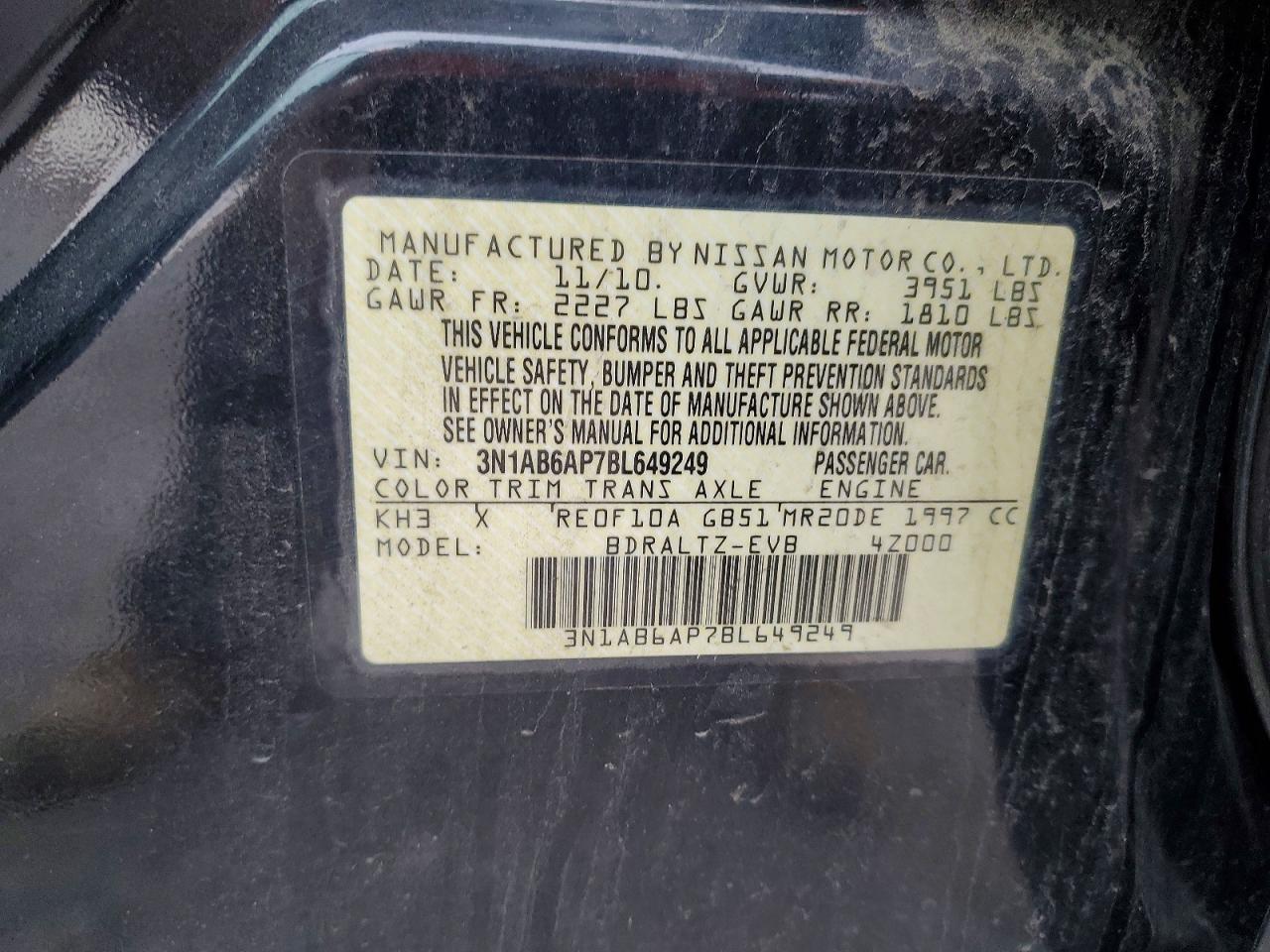 2011 NISSAN SENTRA 2.0 photo 12