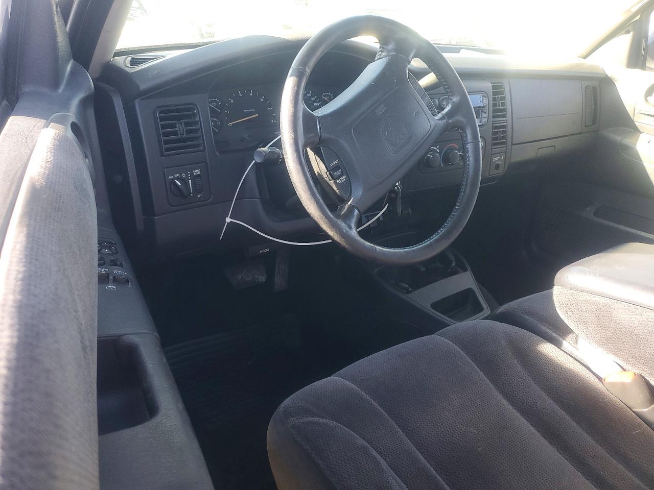 2001 DODGE DAKOTA photo 15