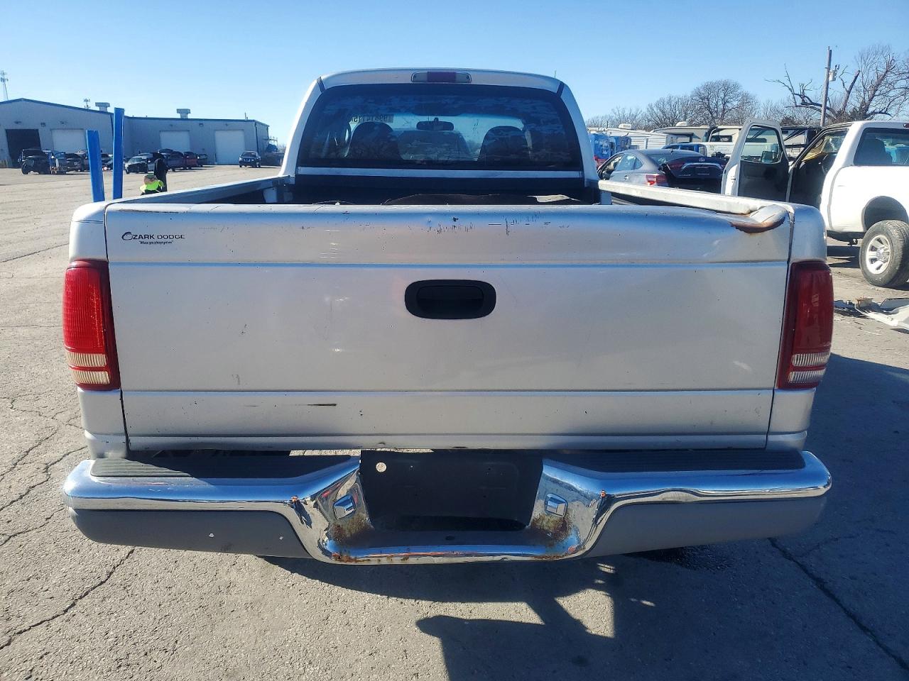2001 DODGE DAKOTA photo 11